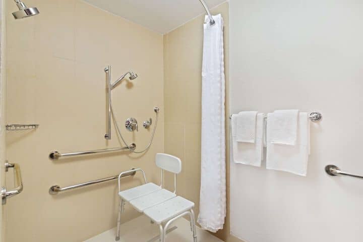 Room 14 of 35