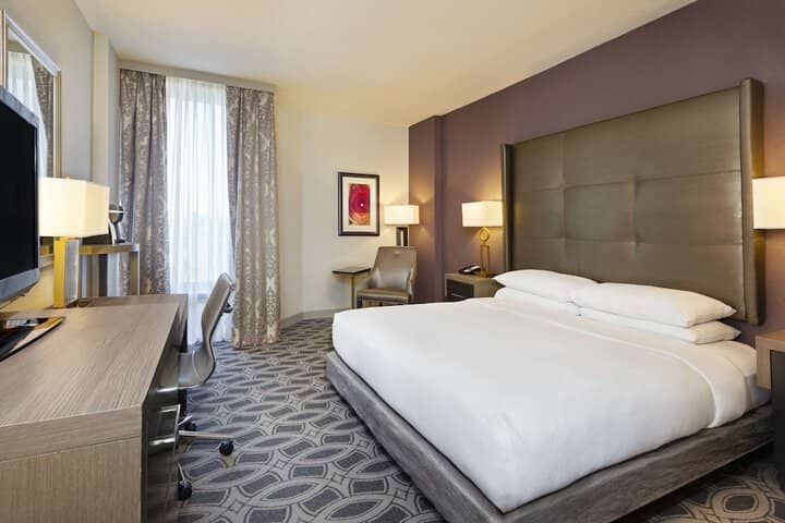 Room 10 of 35